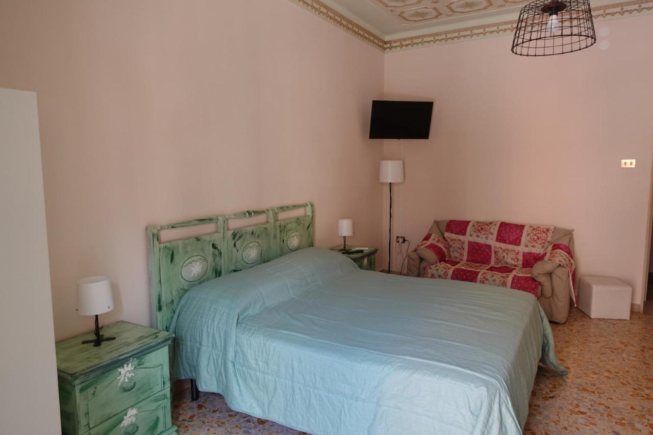 Imperial Room Трани Екстериор снимка
